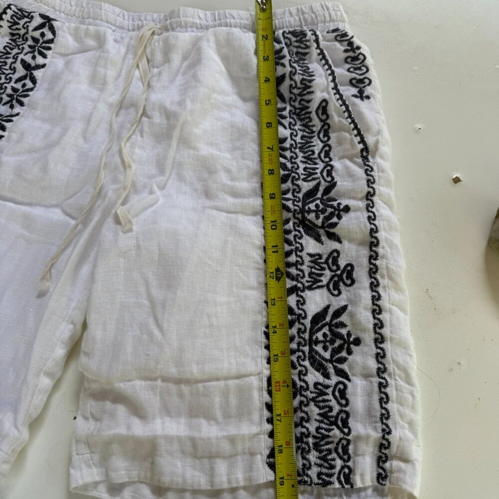 Johnny Was white linen shorts with dark blue embroidery Size L - Picture 7 of 7
